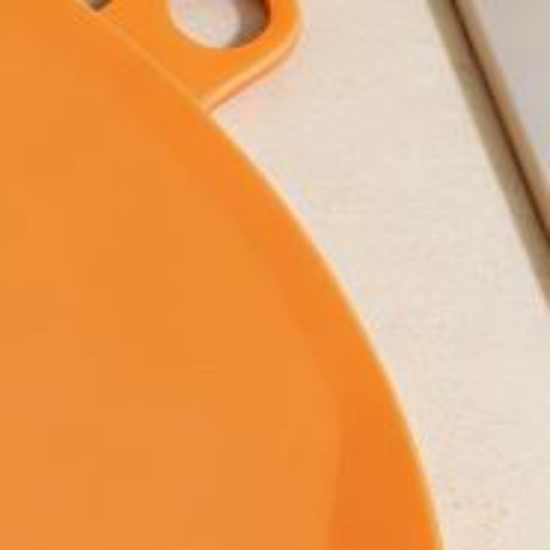 Meal Prep Cutting - 食品グレードのプラスチック製まな板 BPAフリー 滑り止め加工 吊り下げ可能なデザイン 家庭用キッチン 毎日の食事準備
